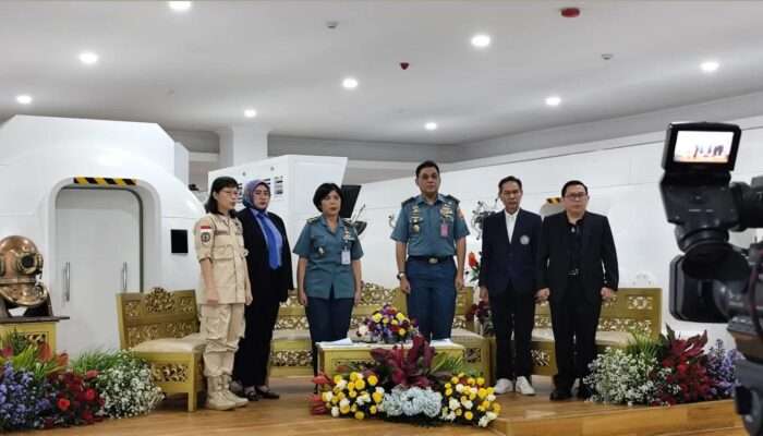Webinar Internasional Warnai HUT ke-43 Lakesla: Fokus pada Terapi Oksigen Hiperbarik