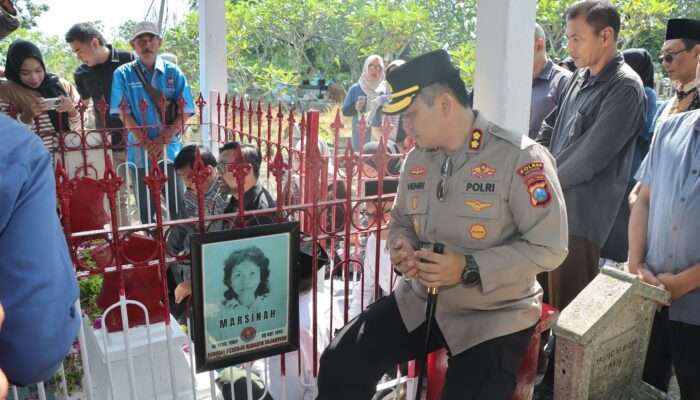 Ziarah May Day di Makam Marsinah, Forkopimda dan Serikat Buruh Doa Bersama