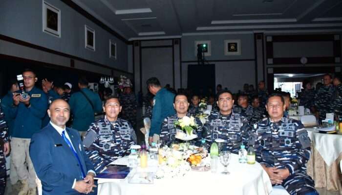 Rektor UHT Hadiri Tasyakuran Hardikal ke-79, Dukung Inovasi Pendidikan TNI AL Menuju Indonesia Emas