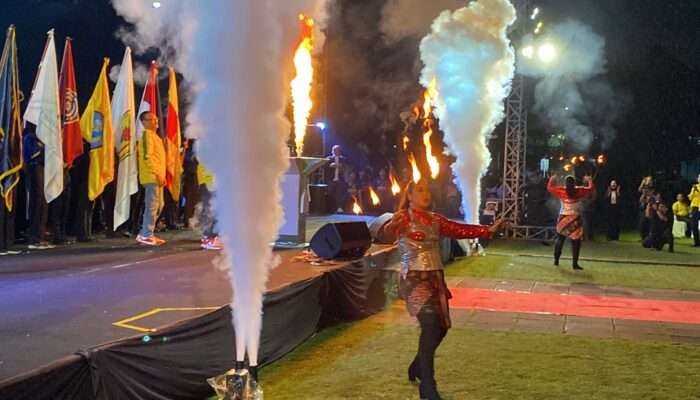 Universitas Hang Tuah Hadiri Seremonial Pembukaan Pomprov III Jawa Timur di Unesa