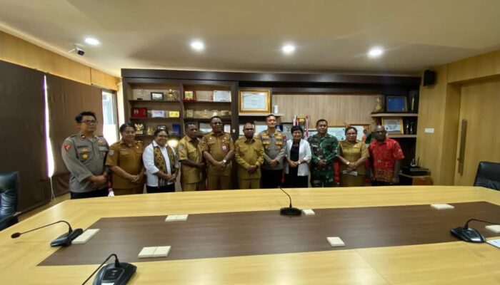Penandatanganan NPHD Bersama Polresta, Kodim 1802/Sorong FKUB dan Forum Lintas Suku Asli Papua Raya Kota Sorong