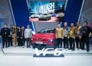 VinFast Ramaikan Pameran IIMS Surabaya 2025 dengan Menampilkan Model Terbaru VF 6 Versi Setir Kanan Pertama di Indonesia