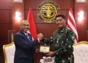 Rektor UHT Lakukan Kunjungan Kehormatan ( courtesy call) ke Lantamal V Surabaya, Perkuat Sinergi Maritim