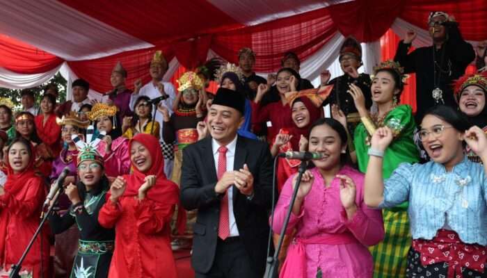 Hari Lahir Pancasila, Wali Kota Eri Serukan Berantas Kejahatan di Surabaya