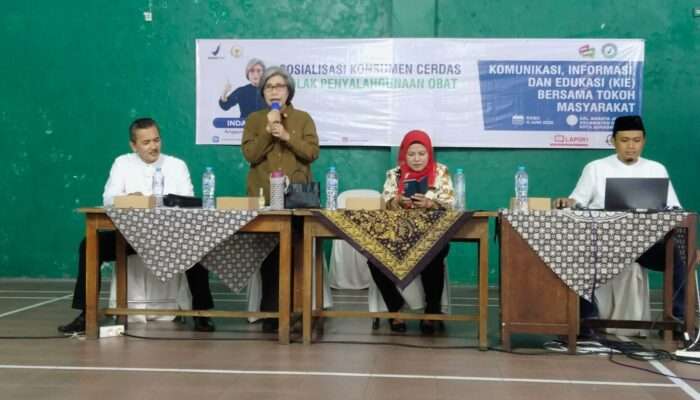 Indah Kurnia dan BPOM Gelar Sosialisasi “Konsumen Cerdas Tolak Penyalahgunaan Obat” di Surabaya