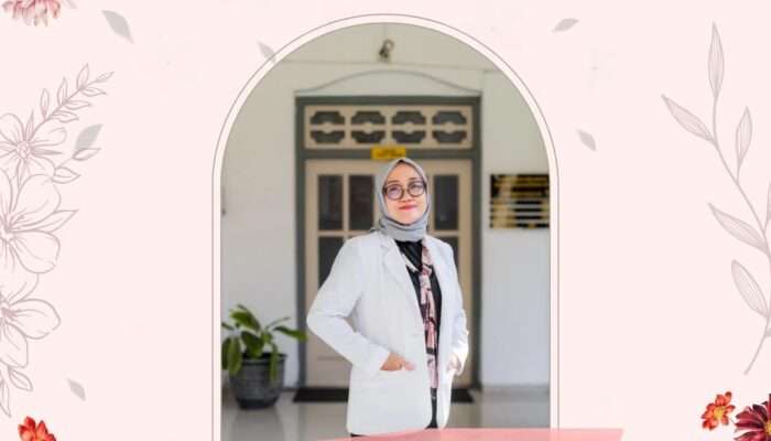 Dua Dosen Fakultas Kedokteran Gigi Universitas Hang Tuah Resmi Sandang Gelar Dokter Gigi Spesialis