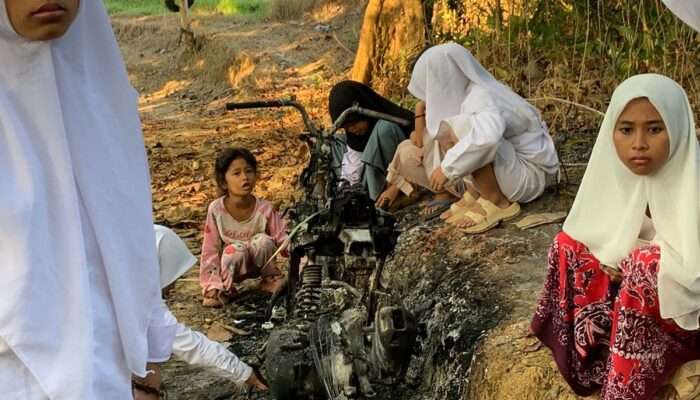 Motor Warga Birem Sampang Ditemukan Hangus Terbakar di Lahan Kosong
