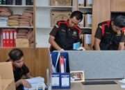 Kejari Tanjung Perak Melakukan Penggeledahan Kantor PT. Pelindo Sub Reg 3 Surabaya Terkait Peyidikan Perkara Dugaan Tipikor Pemeliharaan Kolam Pelabuhan Tahun 2023 – 2024