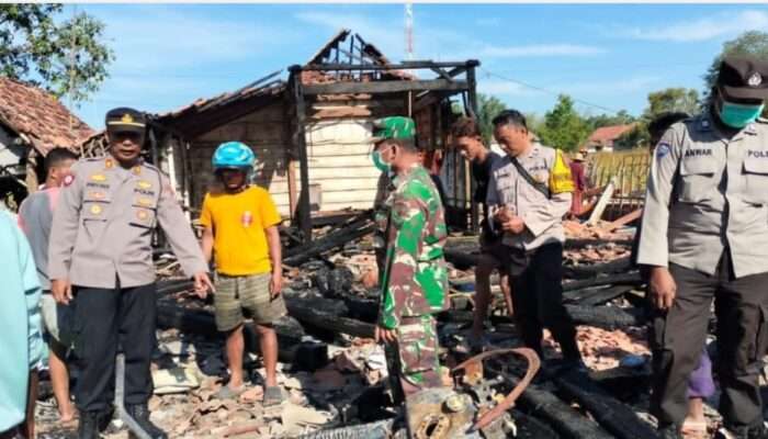 Dua Rumah Petani di Proppo Hangus Terbakar, Diduga Akibat Korsleting Listrik