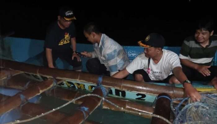 Terobosan UHT : Menuju Perikanan Lobster Ramah Lingkungan dengan Getek Bertenaga Matahari