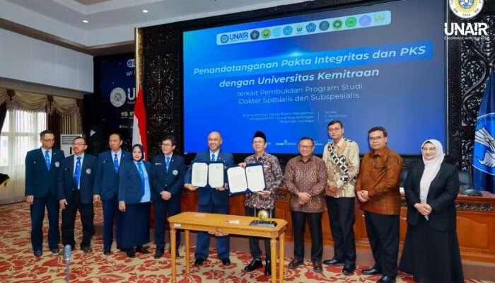 Rektor Universitas Hang Tuah Tanda Tangani Pakta Integritas dan Perjanjian Kerja Sama Pembinaan Program Pendidikan Dokter Spesialis dengan Universitas Airlangga