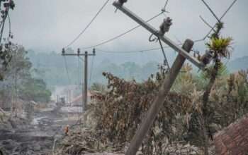 Akibat Erupsi Semeru Tiga luka berat dan 204 Hektare Lahan Rusak Akibat Erupsi Semeru Ungkap BNPB