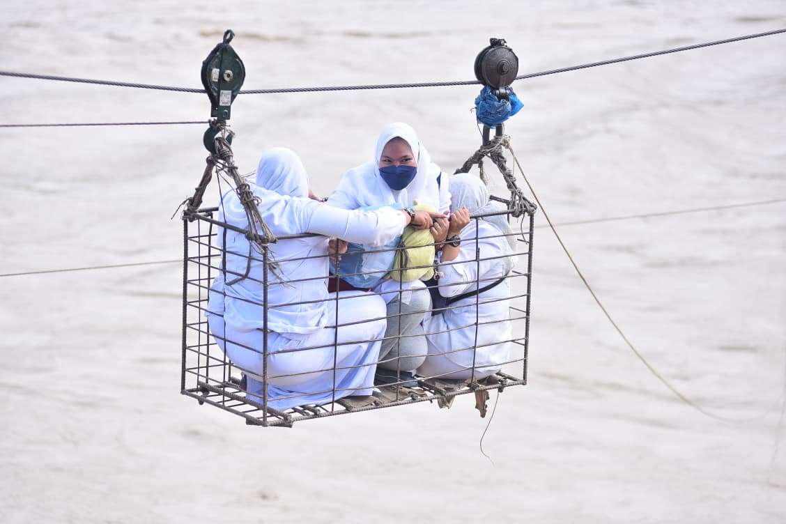 bc4534c6-7611-49fc-a2d5-6cbd1394328f