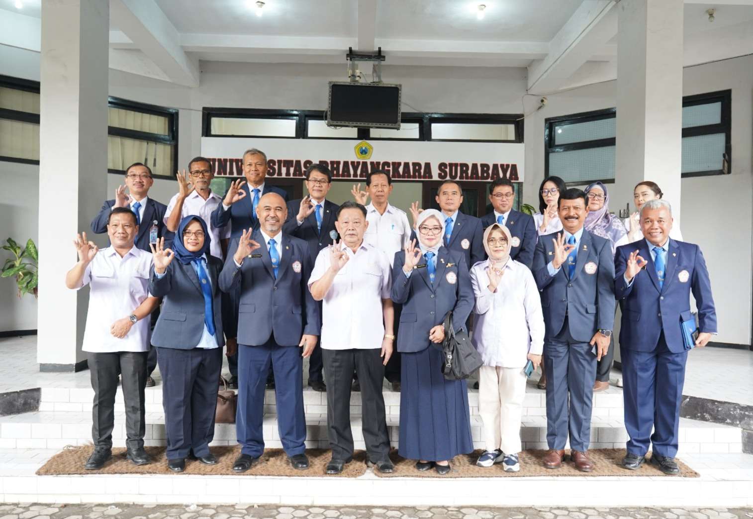 efaa3670-90d2-4c88-a542-53ffd51f193f