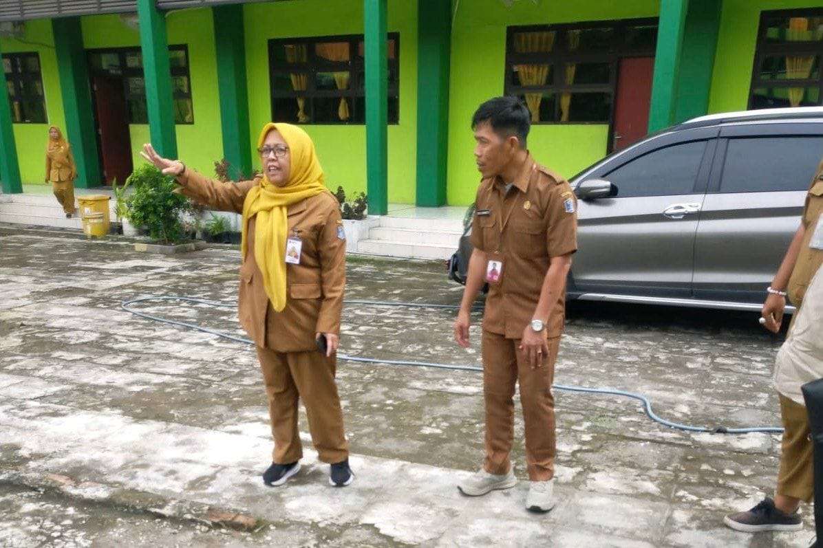 38294836-1f1d-4df3-bbd6-dc0fe276866f