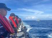 KRI Diponegoro 365 Laksanakan Passing Exercise dengan Kapal Perang Angkatan Laut Prancis di Laut Sawu