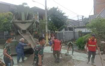 TMMD Ke-127 Depok Hari Ke-13, Pengerasan Jalan di Sukamaju Capai 67 Persen