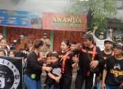 Ramadan Penuh Berkah, Bonek Sawahan Berbagi Takjil dan Santuni Anak Yatim di Dukuh Kupang