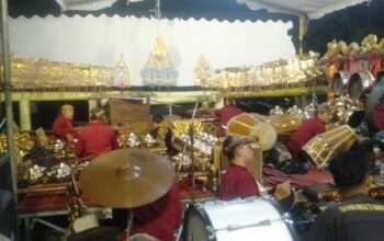 28f493c2-5fe4-4908-886e-48e027b1fe23