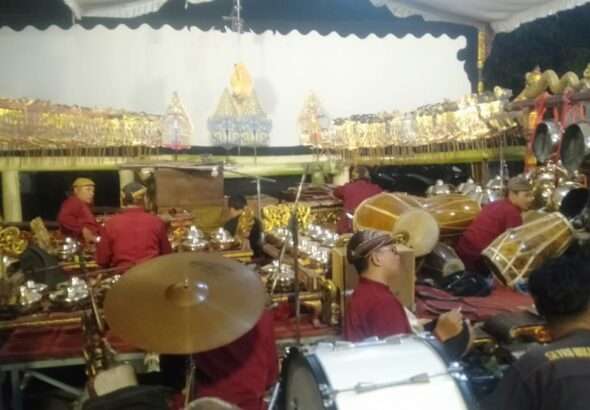 28f493c2-5fe4-4908-886e-48e027b1fe23