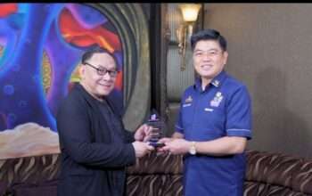 c9b81838-6885-4e05-afc4-181b582679ae